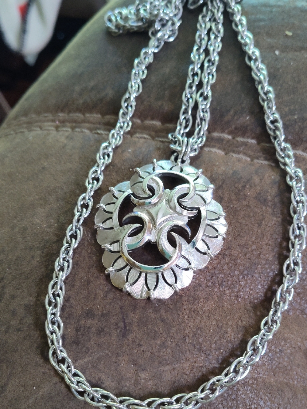 Crown Trifari circa 1960s silver tone open scroll medallion single/double chain